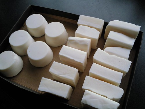 August 19th I made some soap using olive oil, coconut oil and caustic soda.